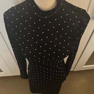 NWT. - H&M black velvet dress (S)